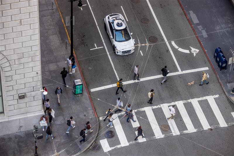 4 ways AI is transforming the physical world 
